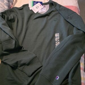 Champion Men's Forest Green Crewneck Sweater